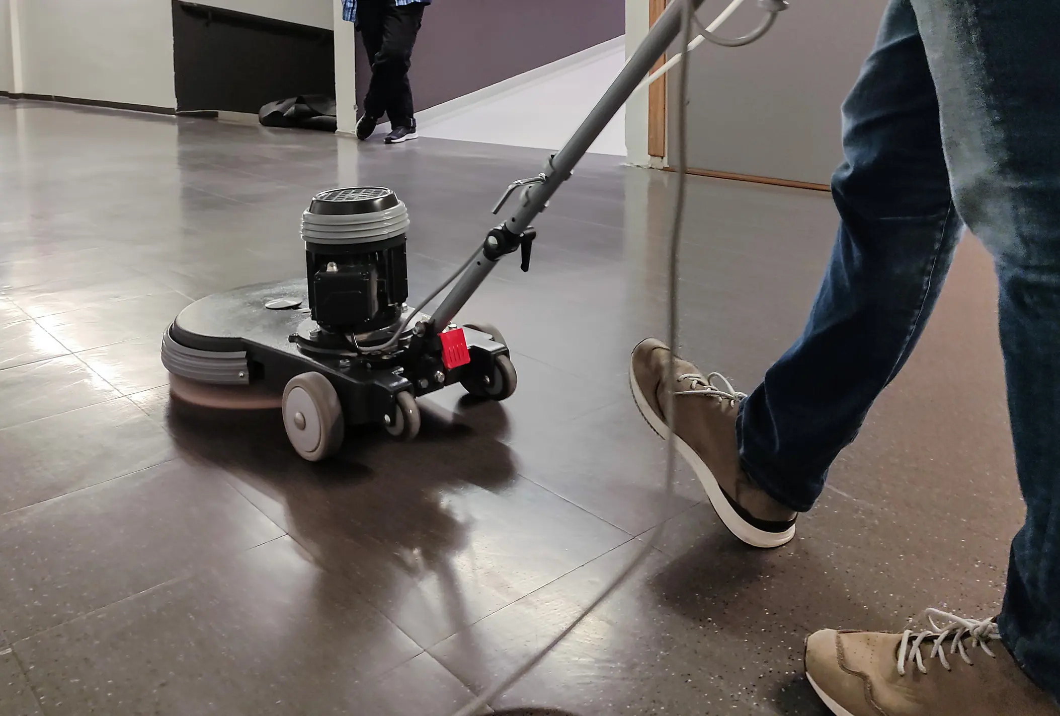 Transform Your Retail Space with Our Expert Cleaning Services